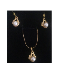 AZ Makers Pearl Style Jewellery Set For Women Golden